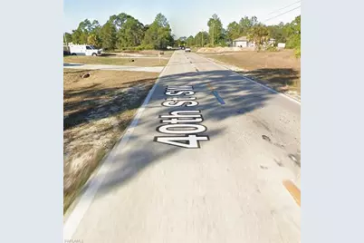 3611 40th St SW, Lehigh Acres, FL 33976 - Photo 3