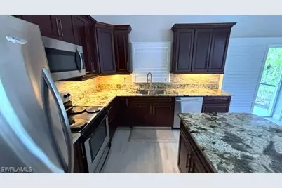 2205 SE 18th Ave, Cape Coral, FL 33990 - Photo 5