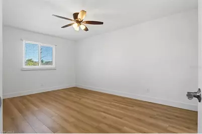 1101/1013 Country Club Blvd #1101, Cape Coral, FL 33990 - Photo 5