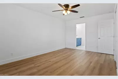 1101/1013 Country Club Blvd #1101, Cape Coral, FL 33990 - Photo 9
