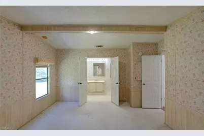26260 Squire Ln, Bonita Springs, FL 34135 - Photo 23