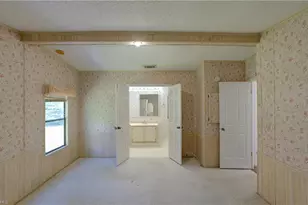 26260 Squire Ln, Bonita Springs, FL 34135 - Photo 23