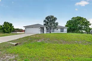 827 SW 29th Terrace, Cape Coral, FL 33914 - Photo 3