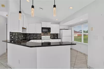 827 SW 29th Ter, Cape Coral, FL 33914 - Photo 7