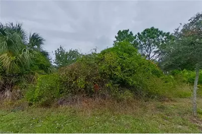 9131 Aegean Cir, Lehigh Acres, FL 33936 - Photo 21