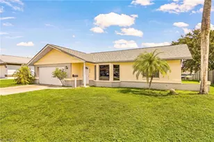 1435 SE 14th St, Cape Coral, FL 33990 - Photo 1