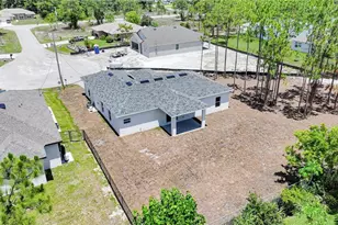 657 Crabtree Ct, Lehigh Acres, FL 33974 - Photo 27