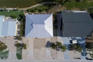 21671 Indian Bayou Dr, Fort Myers Beach, FL 33931 - Photo 5