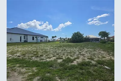 820 NW 39th Ave, Cape Coral, FL 33993 - Photo 7