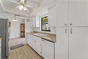 8565 Charter Club Cir, Fort Myers, FL 33919 - Photo 11