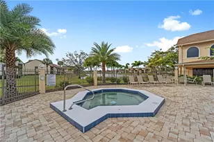 8565 Charter Club Cir, Fort Myers, FL 33919 - Photo 33