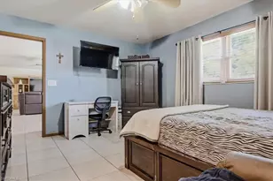 4704 SE 6th Ave, Cape Coral, FL 33904 - Photo 17
