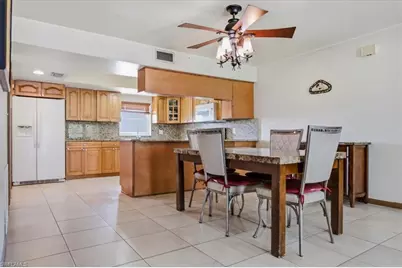 4704 SE 6th Ave #C, Cape Coral, FL 33904 - Photo 5