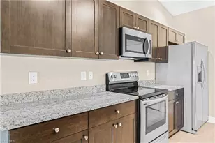 3507 SW Santa Barbara Pl, Cape Coral, FL 33914 - Photo 17