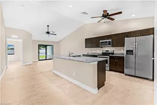 3507 SW Santa Barbara Pl, Cape Coral, FL 33914 - Photo 15