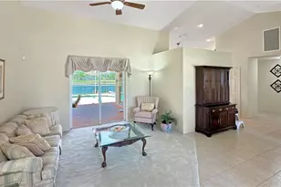 1803 NE 2nd St, Cape Coral, FL 33909 - Photo 7