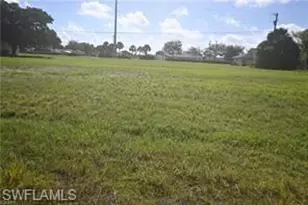 1937 SW Santa Barbara Pl, Cape Coral, FL 33991 - Photo 1