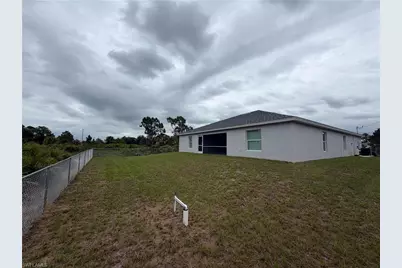 737 Avondale St E, Lehigh Acres, FL 33974 - Photo 23