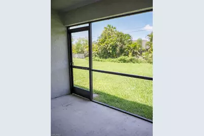517 NE 24th Pl, Cape Coral, FL 33909 - Photo 19