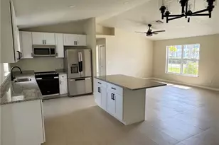 4426 SW Santa Barbara Pl, Cape Coral, FL 33914 - Photo 3