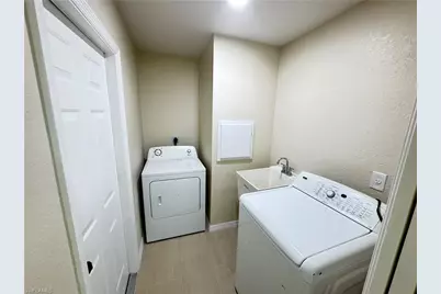 4426 SW Santa Barbara Pl, Cape Coral, FL 33914 - Photo 27