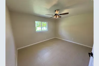 4426 SW Santa Barbara Pl, Cape Coral, FL 33914 - Photo 23