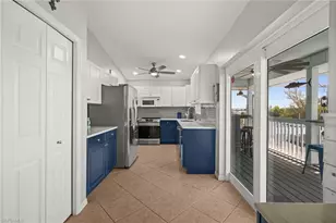 2808 Sanibel Blvd, Saint James City, FL 33956 - Photo 17