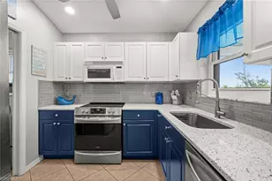 2808 Sanibel Blvd, Saint James City, FL 33956 - Photo 5
