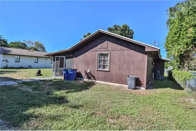 102 3rd St, Fort Myers, FL 33907 - Photo 37