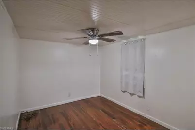 102 3rd St, Fort Myers, FL 33907 - Photo 21