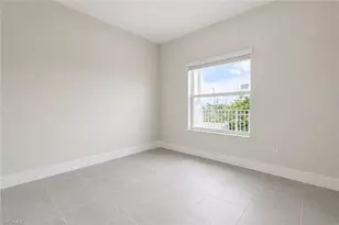 3313 SW 8th Pl, Cape Coral, FL 33914 - Photo 5