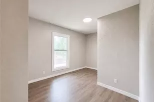 2524 NE 5th Pl, Gainesville, FL 32641 - Photo 11