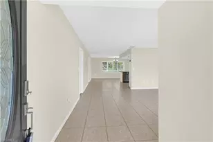 1121 SE 36th St, Cape Coral, FL 33904 - Photo 11
