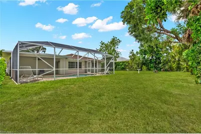 1121 SE 36th St, Cape Coral, FL 33904 - Photo 39