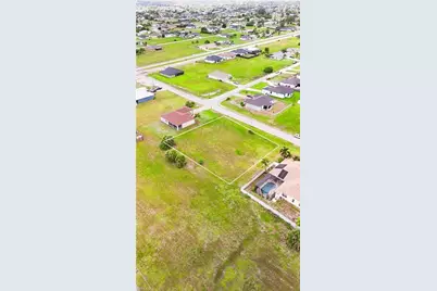 819 NW 24th Pl, Cape Coral, FL 33993 - Photo 3
