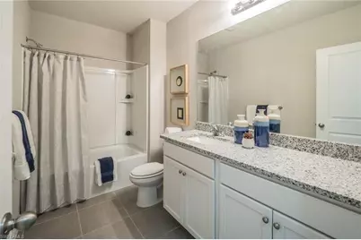 820 NE 7th Pl, Cape Coral, FL 33993 - Photo 21