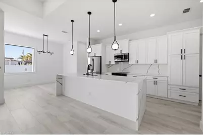 1321 NE 17th Ter, Cape Coral, FL 33909 - Photo 15