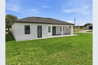 1321 NE 17th Ter, Cape Coral, FL 33909 - Photo 3