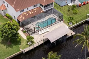 2021 SE 17th Pl, Cape Coral, FL 33990 - Photo 35
