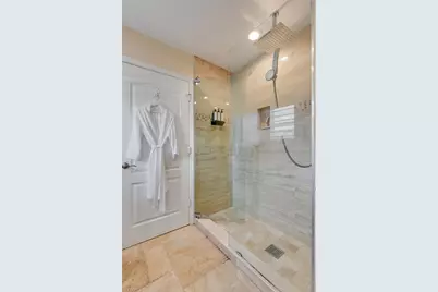 2021 SE 17th Pl, Cape Coral, FL 33990 - Photo 23