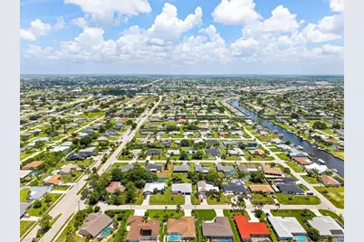 911 SE 16th Ter, Cape Coral, FL 33990 - Photo 39