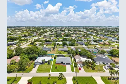 911 SE 16th Ter, Cape Coral, FL 33990 - Photo 35