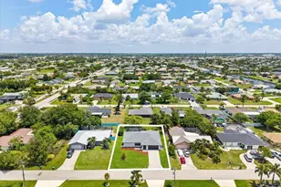 911 SE 16th Terrace, Cape Coral, FL 33990 - Photo 35