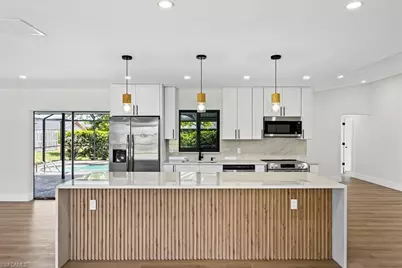 911 SE 16th Ter, Cape Coral, FL 33990 - Photo 13