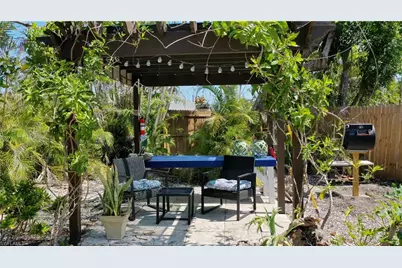 253 Bayshore Dr, Cape Coral, FL 33904 - Photo 11