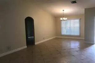 2122 NE 14th Ave, Cape Coral, FL 33909 - Photo 3