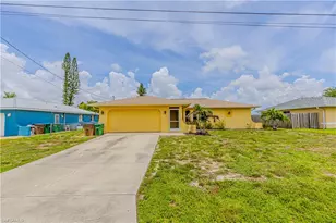 1112 SE 13th Pl, Cape Coral, FL 33990 - Photo 3