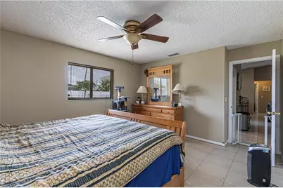 1112 SE 13th Pl, Cape Coral, FL 33990 - Photo 21