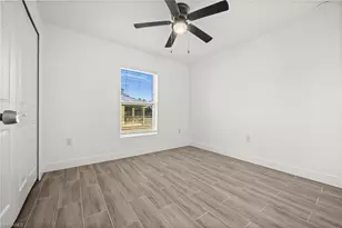 915-917 Graystone Ave, Lehigh Acres, FL 33974 - Photo 13