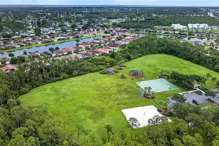2406 Laurentina Ln, Cape Coral, FL 33909 - Photo 5